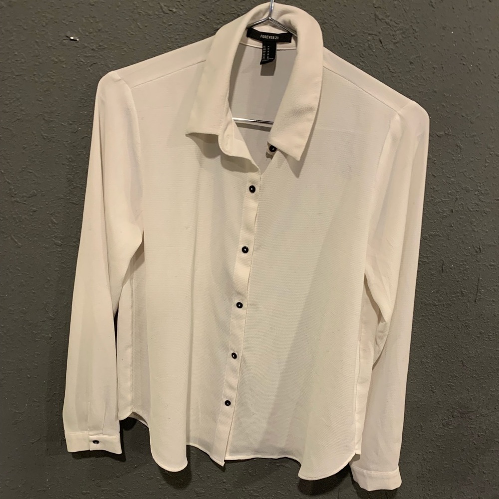 Women’s Forever 21 Button up Shirt